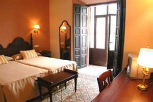 Hotel Casona de San Andres Seville (Spain) C/ Daoiz, 7