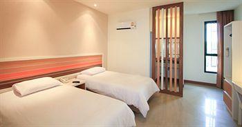 Imm Hotel Thaphae Chiang Mai 17/1 Kotchasarn Road Tombon Changklan Muang