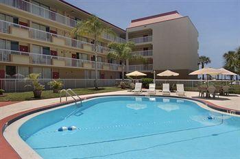 Red Roof Inn Clearwater Beach 421 S Gulfview Boulevard