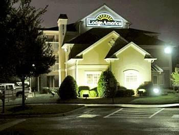 Lodge America of Greensboro (North Carolina) 1200 Lanada Rd.