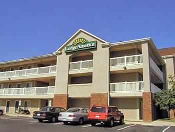 Lodge America of Greensboro (North Carolina) 1200 Lanada Rd.