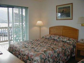 Narrows Inn Restaurant & Marina Hotel Ketchikan 4871 N Tongass Hwy Po Box 8296