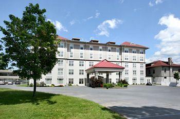 Fort William Henry Resort Lake George 48 Canada Street