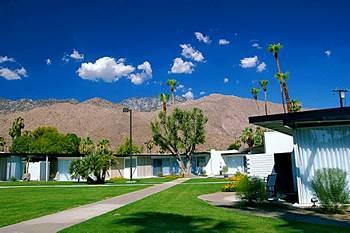 The Horizon Hotel Palm Springs 1050 E. Palm Canyon