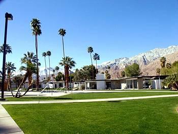 The Horizon Hotel Palm Springs 1050 E. Palm Canyon