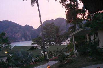 Arayaburi Resort Phi Phi Island 69 Moo 7, Laem Hin Beach