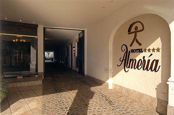 Almeria Hotel Salta Vicente Lopez, 146