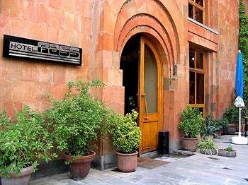 Bass Hotel Yerevan 4 Aygedzor Street