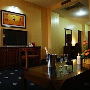 Ararat Hotel Yerevan 7 G Lusavorich Str