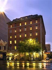 Hotel Grand Chancellor Adelaide on Currie 18 Currie Street