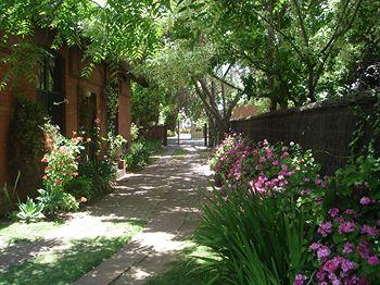 Buxton Manor Apartments Adelaide 67-75 Buxton Street