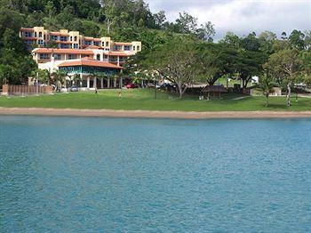 Shingley Beach Resort Airlie Beach 115 Shingley Drive