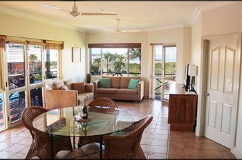 Moonlight Bay Suites Broome 51 Carnarvon Street