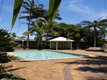 Country Comfort International Hotel Bundaberg 73 Takalvan Street