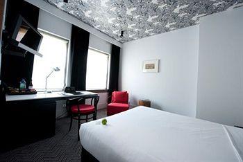 Diamant Hotel Canberra 15 Edinburgh Avenue