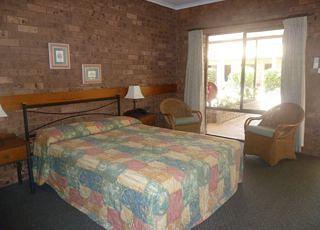 Knotts Crossing Resort Katherine Corner Giles & Cameron Street PO Box 996