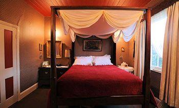 Alice's Cottages & Spa Hideaways Launceston 129 Balfour Street Launceston Tasmania 7250