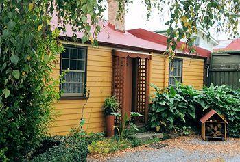 Alice's Cottages & Spa Hideaways Launceston 129 Balfour Street Launceston Tasmania 7250