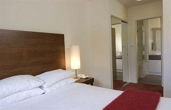 Punthill Burwood Apartment Hotel Melbourne 300 Burwood Highway