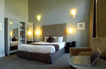 Rendezvous Hotel Melbourne 328 Flinders Street