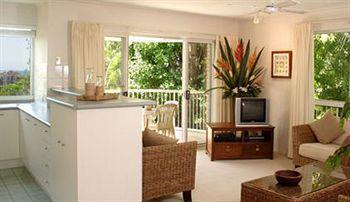 Macquarie Lodge Noosa 53 Banksia Avenue, Noosa Heads