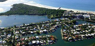 Macquarie Lodge Noosa 53 Banksia Avenue, Noosa Heads