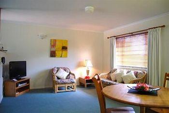 Kentia Holiday Apartments Norfolk Island 149 Collinns Head Road