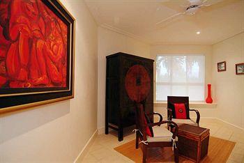 Mandalay Luxury Beachfront Apartments Port Douglas Corner Garrick & Beryl Streets