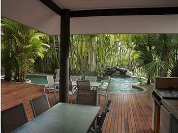 Port Douglas Retreat 31-33 Mowbray Street