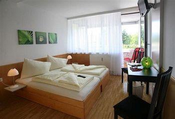 Allyouneed Hotel Klagenfurt am Worthersee Nautilusweg 11