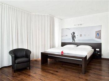 Spitz Hotel Linz Fiedlerstrasse 6