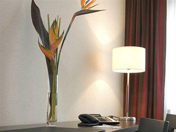 NH Vienna Airport Hotel Hotelstrasse 1-3