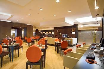 NH Vienna Airport Hotel Hotelstrasse 1-3