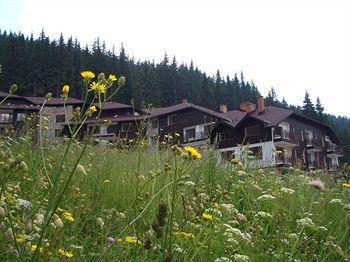 The Stream Resort Pamporovo Malina Street