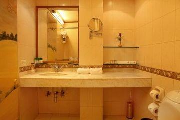 Hotel Alka New Delhi P Block, Connaught Circus