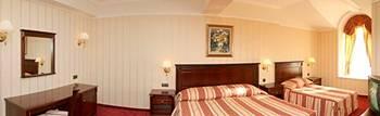 Splendid Hotel Varna 30 Bratia Shkorpil Street