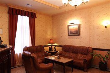 Splendid Hotel Varna 30 Bratia Shkorpil Street