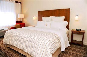 Four Points Hotel Cambridge City 210 Preston Parkway