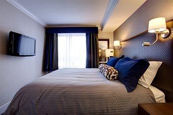 Sandman Signature Hotel & Suites South Edmonton 10111 Ellerslie Road SW