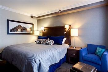 Sandman Signature Hotel & Suites South Edmonton 10111 Ellerslie Road SW