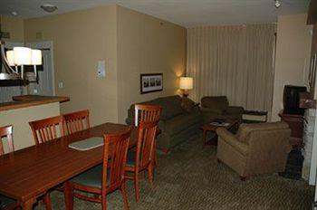 Blue Mountain Resort & Village Suites 156 Jozo Weider Blvd