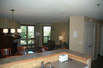 Blue Mountain Resort & Village Suites 156 Jozo Weider Blvd