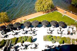 Manteo Resort Waterfront Hotel & Villas Kelowna 3762 Lakeshore Road