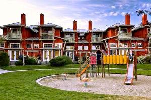 Manteo Resort Waterfront Hotel & Villas Kelowna 3762 Lakeshore Road