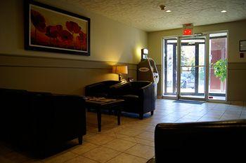 Hotel L'Express Longueuil 2800 Marie-Victorin Boulevard