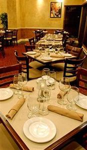 Auberge Royal Versailles Montreal 7200 Sherbrooke East