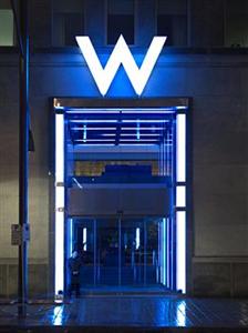 W Hotel Montreal 901 Victoria Square