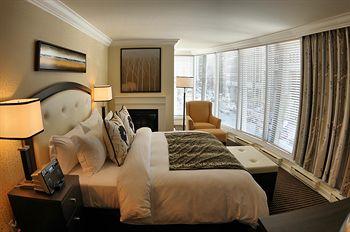 Le St Martin Hotel Montreal 980 Boulevard De Maisonneuve Montreal