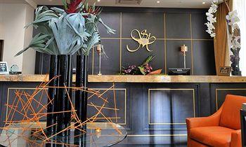 Le St Martin Hotel Montreal 980 Boulevard De Maisonneuve Montreal