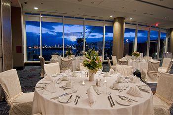 Pinnacle Hotel at the Pier North Vancouver 138 Victory Ship Way